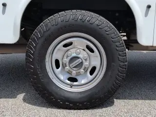 Ford F-250 Super Duty 2021 4x4 XL Cabina Doble (Crew Cab) de 4 puestas y caja larga (LB) de 8 pies