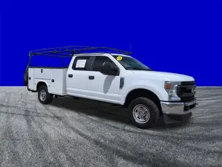 Ford F-250 Super Duty 2021 4x4 XL Cabina Doble (Crew Cab) de 4 puestas y caja larga (LB) de 8 pies