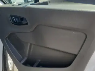 Ford Transit 2024 350 XL 3 puertas LWB techo bajo para pasajeros