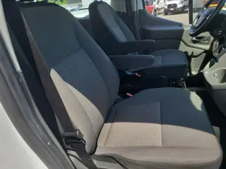Ford Transit 2024 350 XL 3 puertas LWB techo bajo para pasajeros