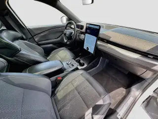 Ford Mustang Mach-E 2023 AWD GT SUV de 4 puertas