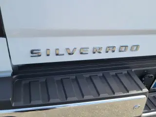 Chevrolet Silverado 2500HD 2015 4x4 LTZ de 4 puertas, cabina doble (Crew Cab) y caja corta (SB)