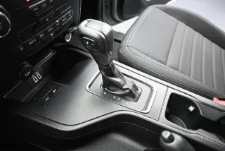 Ford Ranger 2023 4x2 XLT 4 puertas SuperCrew batea de 5.1 pies
