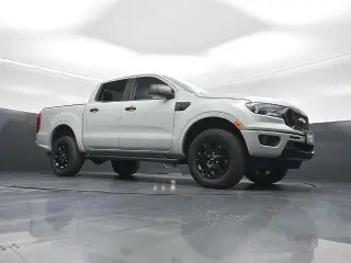 Ford Ranger 2023 4x2 XLT 4 puertas SuperCrew batea de 5.1 pies