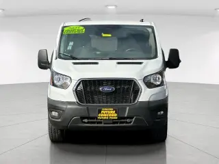 Ford Transit 2025 Furgón de Carga 250 de 3 puertas, Distancia Eje Corta (SWB), Techo Bajo