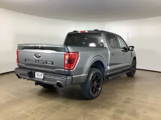 Ford F-150 2023 4x4 XLT 4 puertas SuperCrew 5.5 pies Caja Corta