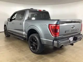 Ford F-150 2023 4x4 XLT 4 puertas SuperCrew 5.5 pies Caja Corta
