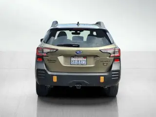Subaru Outback 2022 AWD Wilderness Crossover de 4 puertas