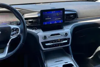 Ford Explorer 2023 XLT SUV de 4 puertas