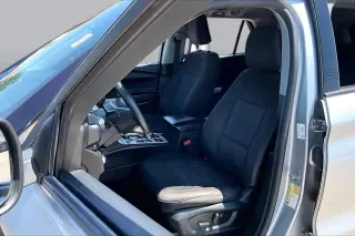 Ford Explorer 2023 XLT SUV de 4 puertas