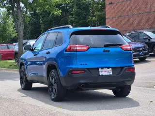 Jeep Cherokee 2017 4x4 Sport SUV de 4 puertas