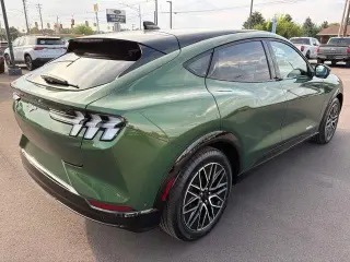 Ford Mustang Mach-E 2024 AWD Premium 4 puertas SUV