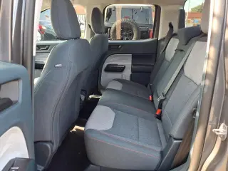 Ford Maverick 2023 AWD XLT 4 puertas SuperCrew caja corta de 4.5 pies