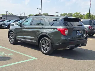 Ford Explorer 2024 AWD XLT SUV de 4 puertas
