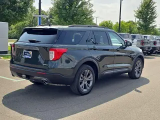 Ford Explorer 2024 AWD XLT SUV de 4 puertas