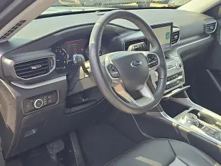 Ford Explorer 2024 AWD XLT SUV de 4 puertas
