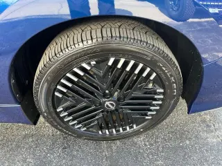 Nissan LEAF 2023 SV PLUS Hatchback de 4 puertas