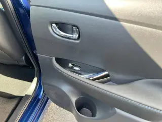 Nissan LEAF 2023 SV PLUS Hatchback de 4 puertas