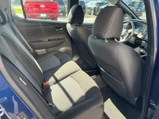Nissan LEAF 2023 SV PLUS Hatchback de 4 puertas