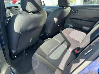Nissan LEAF 2023 SV PLUS Hatchback de 4 puertas