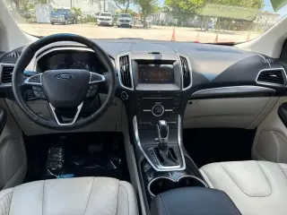 Ford Edge 2015 AWD Titanium Crossover de 4 puertas