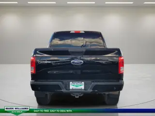Ford F-150 2017 4x4 XL SuperCab 4 puertas con caja larga de 8 pies