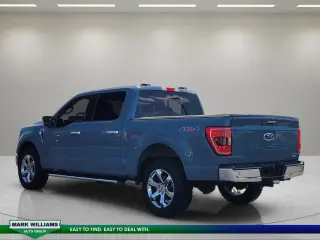 Ford F-150 2023 4x4 XLT 4 puertas SuperCrew caja corta de 5.5 pies
