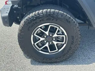 Jeep Gladiator 2025 4x4 Rubicon 4 puertas Crew Cab batea de 5.0 pies