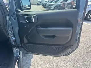 Jeep Gladiator 2025 4x4 Rubicon 4 puertas Crew Cab batea de 5.0 pies