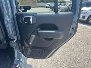 Jeep Gladiator 2025 4x4 Rubicon 4 puertas Crew Cab batea de 5.0 pies