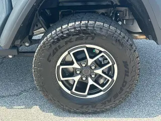Jeep Gladiator 2025 4x4 Rubicon 4 puertas Crew Cab batea de 5.0 pies