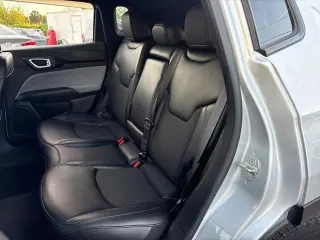 Jeep Compass 2024 4x4 Latitude SUV de 4 puertas