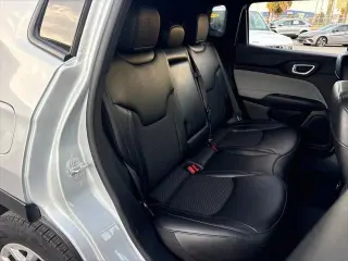 Jeep Compass 2024 4x4 Latitude SUV de 4 puertas