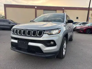 Jeep Compass 2024 4x4 Latitude SUV de 4 puertas