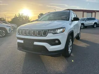 Jeep Compass 2024 4x4 Latitude SUV de 4 puertas