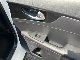 Kia Forte 2021 GT Sedán de 4 puertas 6M
