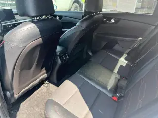 Kia Forte 2021 GT Sedán de 4 puertas 6M