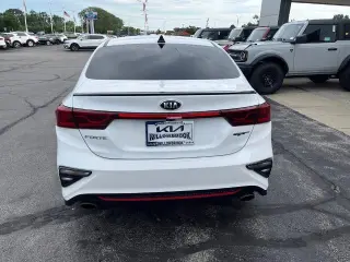 Kia Forte 2021 GT Sedán de 4 puertas 6M