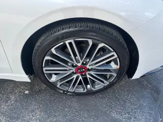 Kia Forte 2021 GT Sedán de 4 puertas 6M