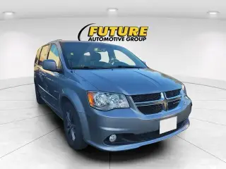 Miniván Dodge Grand Caravan 2017 SXT 4 puertas