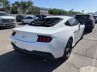 Ford Mustang 2025 EcoBoost 2 puertas Fastback