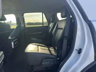 Ford Expedition 2024 SUV 4x2 XLT de 4 puertas