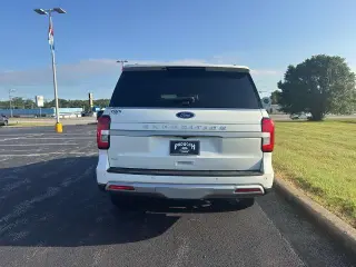 Ford Expedition 2024 SUV 4x2 XLT de 4 puertas