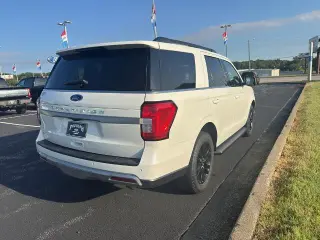 Ford Expedition 2024 SUV 4x2 XLT de 4 puertas