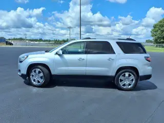 GMC Acadia Limited 2017 Base SUV de 4 puertas