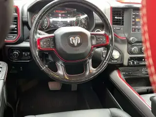 Ram 1500 2019 4x4 Rebel 4 puertas Quad Cab batea de 6.4 pies Pickup