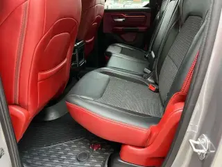Ram 1500 2019 4x4 Rebel 4 puertas Quad Cab batea de 6.4 pies Pickup