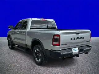Ram 1500 2019 4x4 Rebel 4 puertas Quad Cab batea de 6.4 pies Pickup
