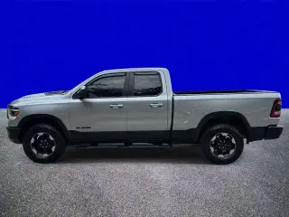 Ram 1500 2019 4x4 Rebel 4 puertas Quad Cab batea de 6.4 pies Pickup