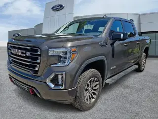GMC Sierra 1500 2020 4x4 AT4 Cabina Doble de 4 puertas y caja corta de 5.8 pies
